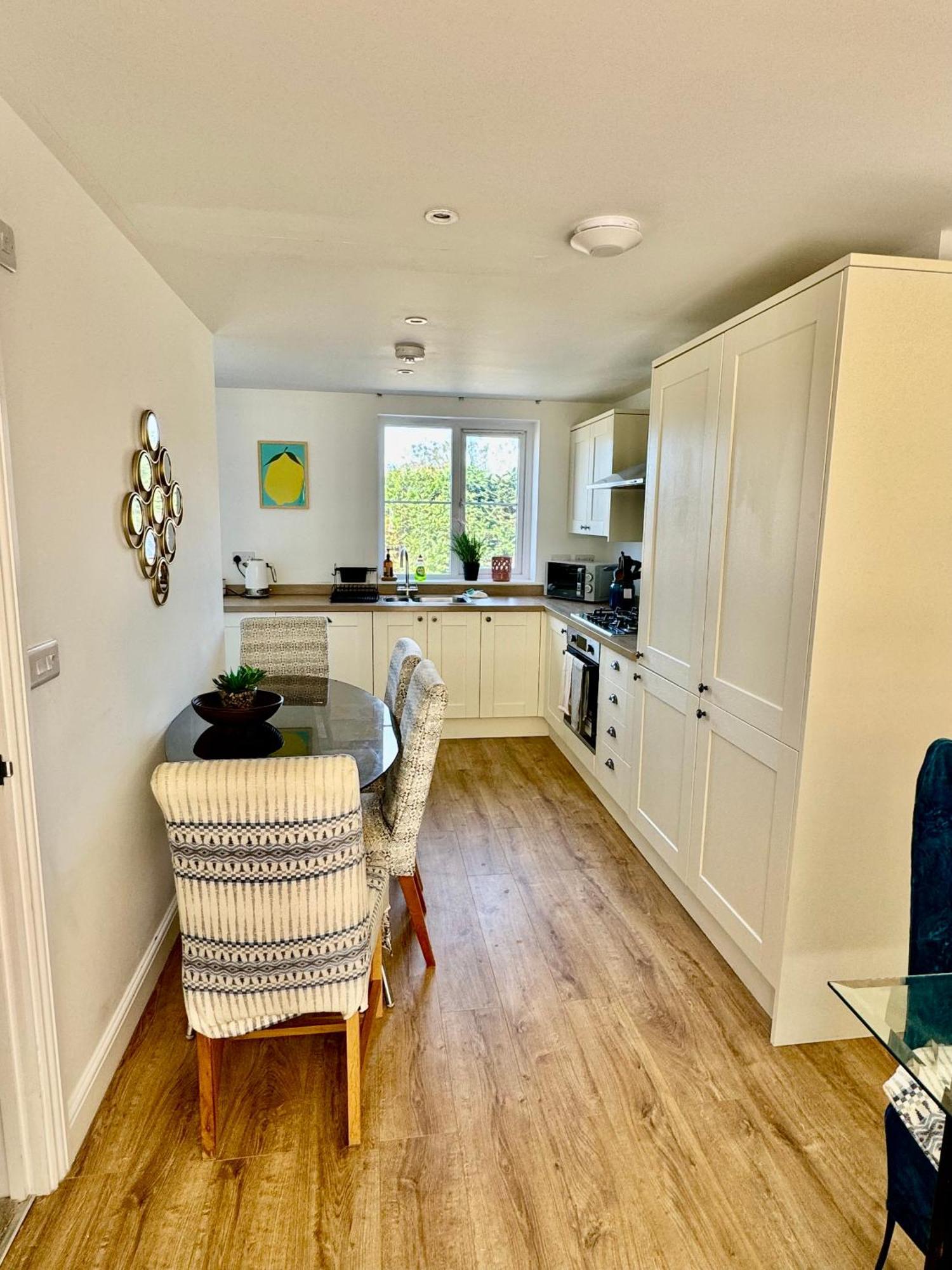 Family Home In Seaside Town Hastings Luaran gambar
