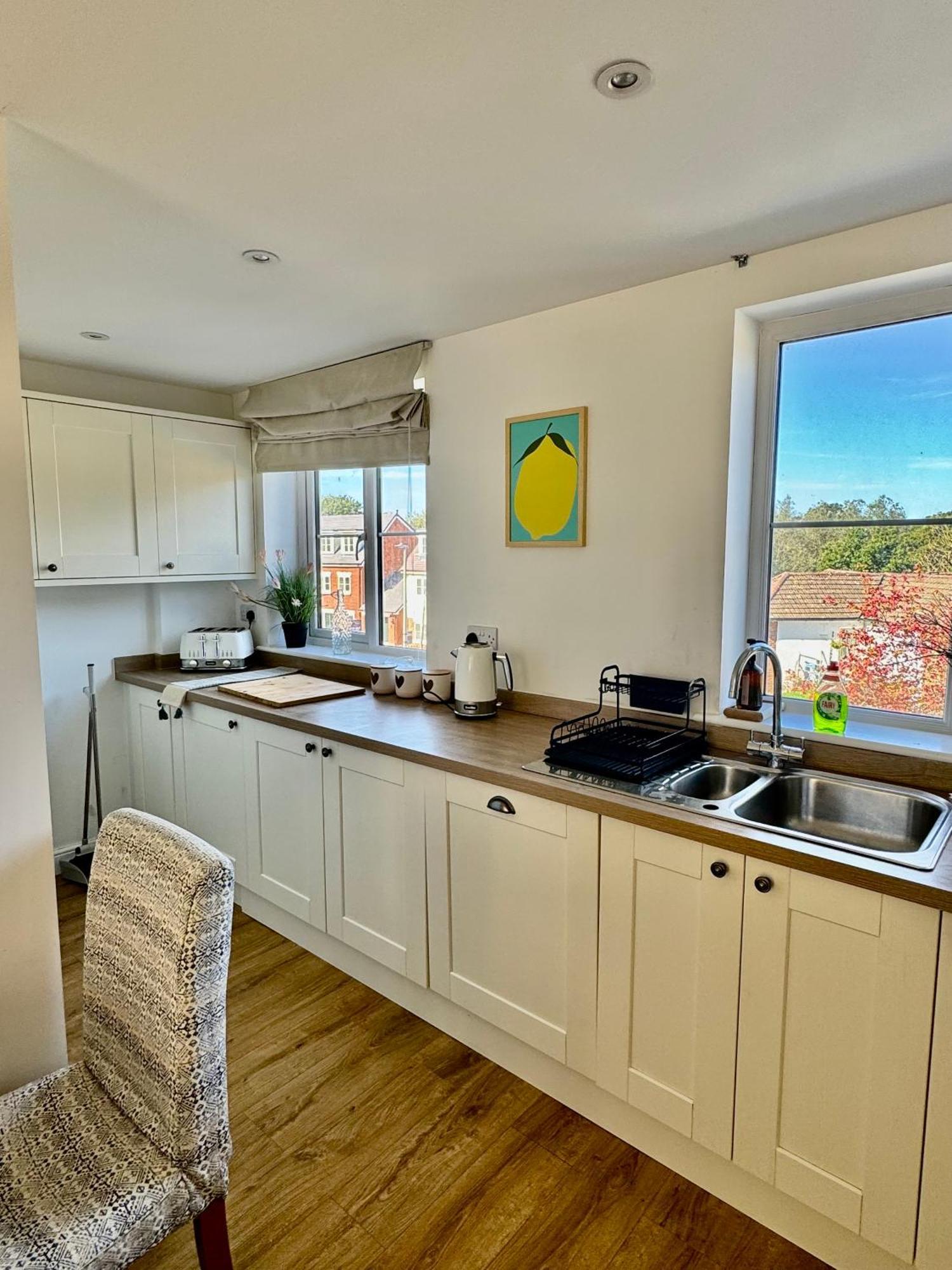 Family Home In Seaside Town Hastings Luaran gambar